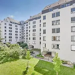 Pales - 1 chambre à Vaugirard